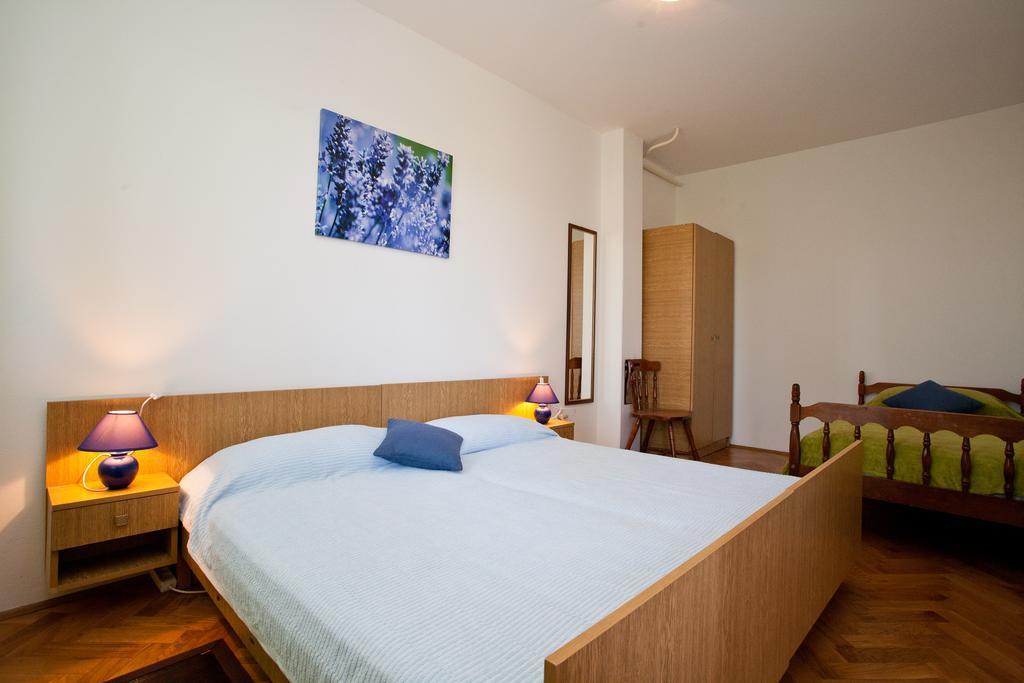 Apartment Milka A4 Đảo Krk Ngoại thất bức ảnh